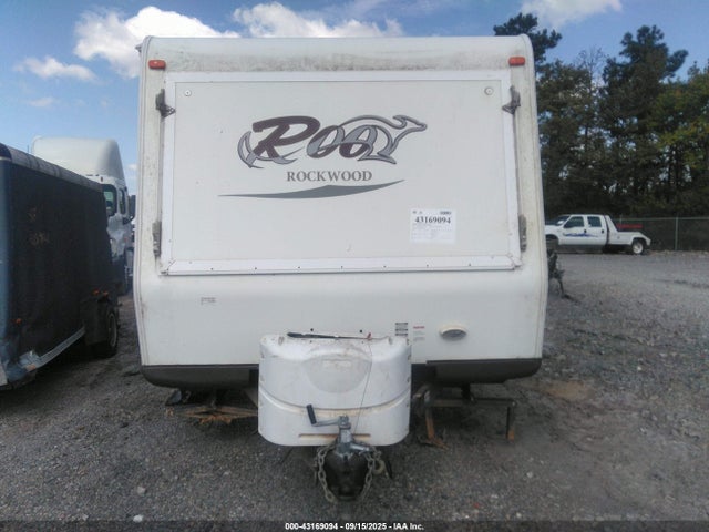 Forest River Real-lite / Rockwood Lite Weight Trailers 2014 4X4TRLW22ED129039 Image 10