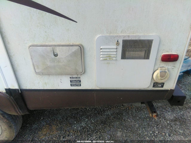 Forest River Real-lite / Rockwood Lite Weight Trailers 2014 4X4TRLW22ED129039 Image 14