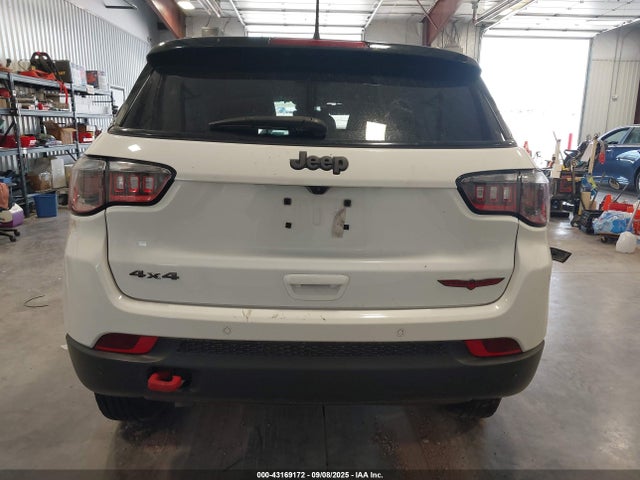 3C4NJDDN1PT527980 Jeep Compass