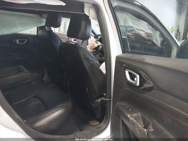 3C4NJDDN1PT527980 Jeep Compass