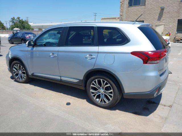 2016 MITSUBISHI OUTLANDER JA4AD2A31GZ022196 Photo 2