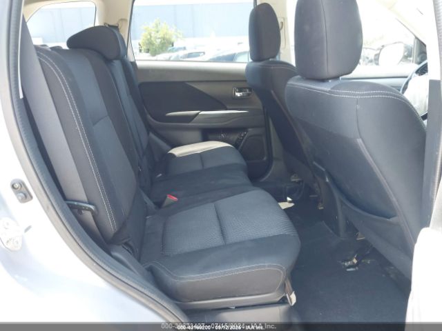 2016 MITSUBISHI OUTLANDER JA4AD2A31GZ022196 Photo 7
