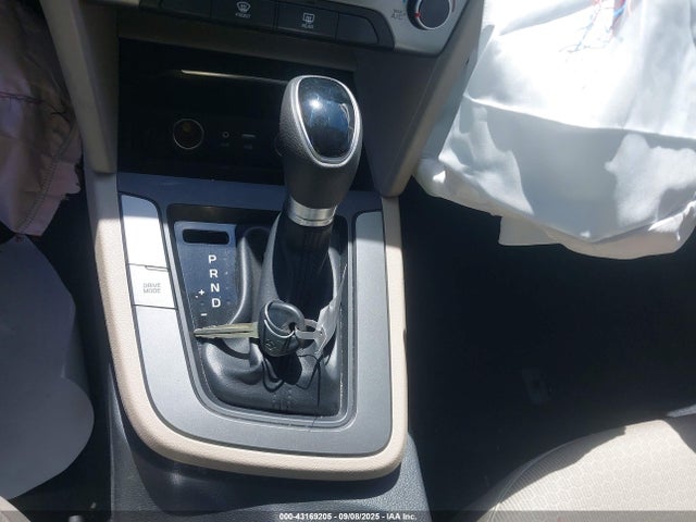 5NPD84LF1HH016059 Hyundai 2017
