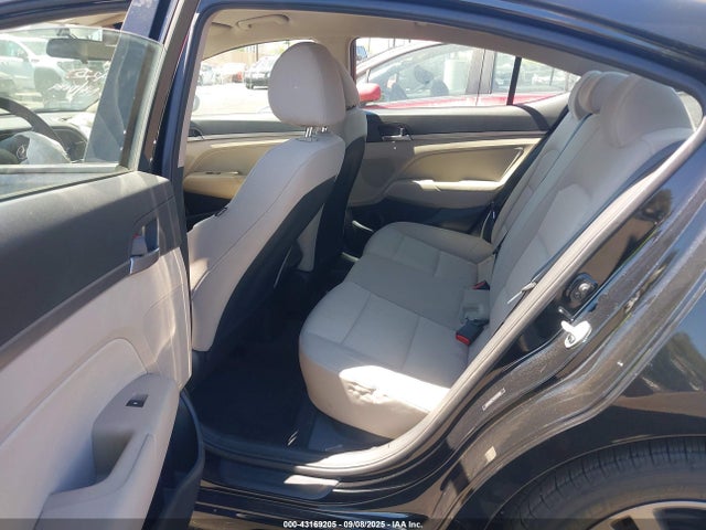 5NPD84LF1HH016059 Hyundai 2017