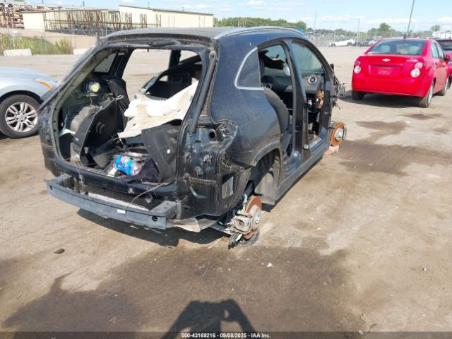 2023 MERCEDES-BENZ GLA 250 W1N4N4HB1PJ461978 Photo 3