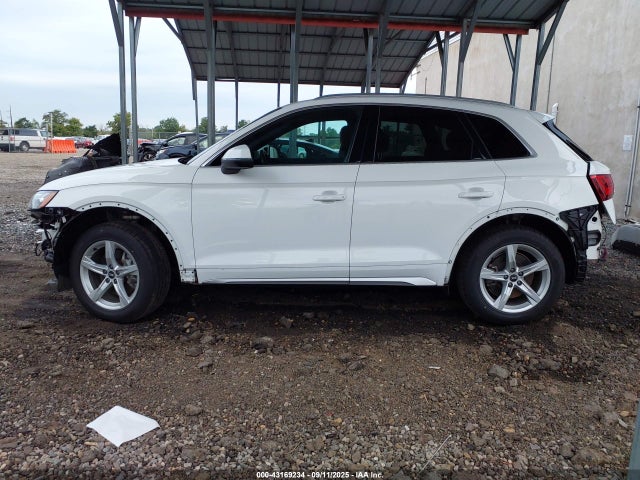 2021 Audi Q5 Premium 45 Tfsi Quattro S Tronic მანქანა იყიდება აუქციონზე, vin: WA1AAAFYXM2103029, აუქციონის ნომერი: 43169234