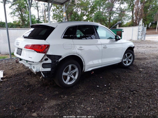2021 Audi Q5 Premium 45 Tfsi Quattro S Tronic მანქანა იყიდება აუქციონზე, vin: WA1AAAFYXM2103029, აუქციონის ნომერი: 43169234