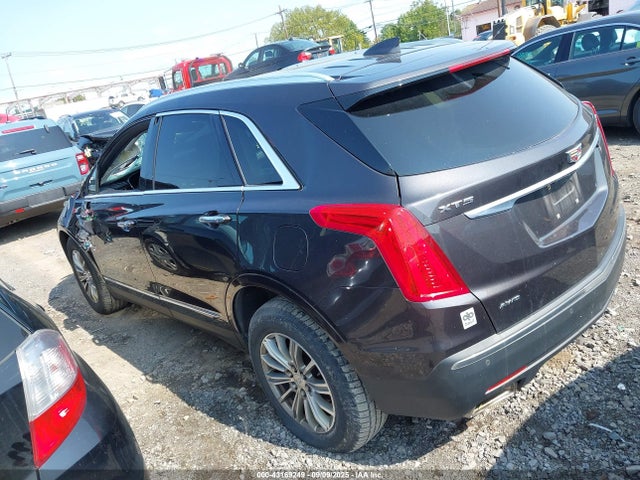 2017 CADILLAC XT5 1GYKNDRS4HZ177917 Photo 2