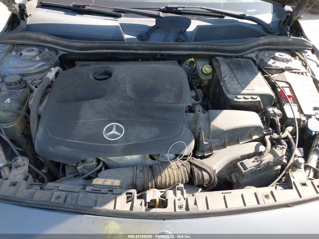 WDCTG4GB3FJ082682 Mercedes-Benz GLA-Class