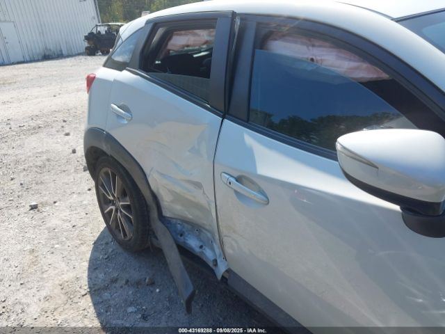 2017 MAZDA CX-3 JM1DKDC75H0159233 Photo 5