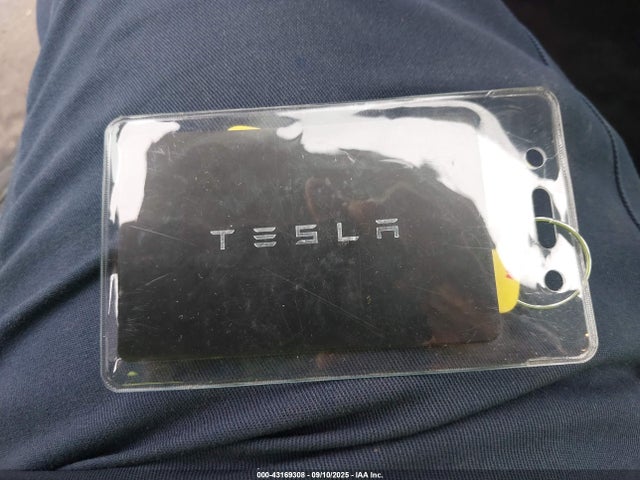 5YJ3E1EA5PF426056 Tesla MODEL 3