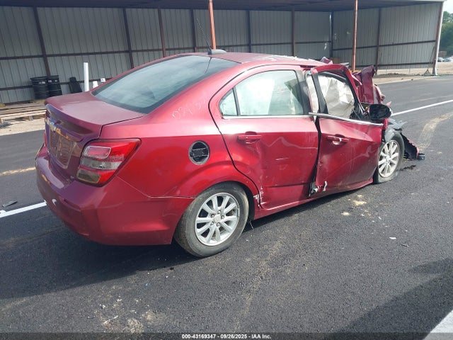 1G1JD5SH7H4121727 Chevrolet Sonic Lt Auto