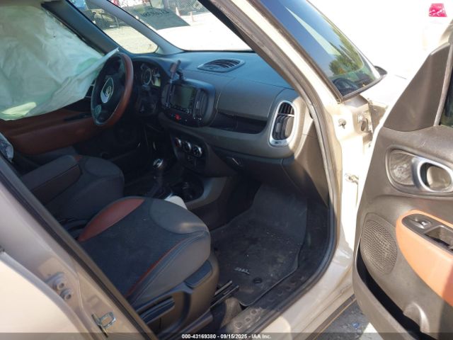 2014 FIAT 500L ZFBCFADH1EZ019213 Photo 4