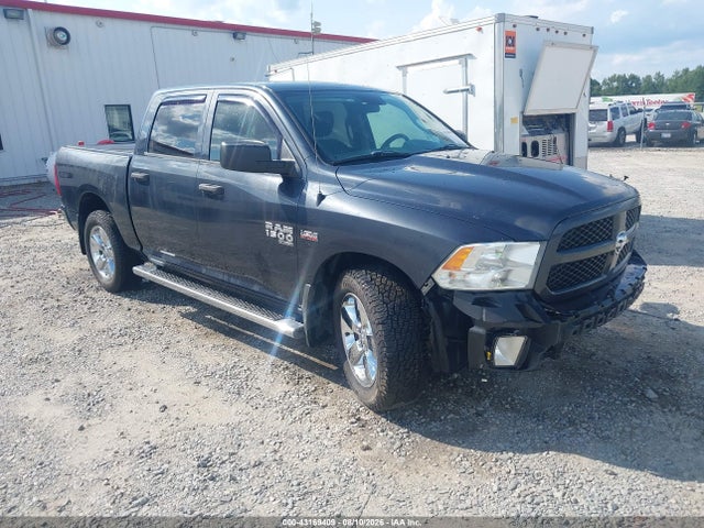 43169409 :رقم المزاد ، 1C6RR6KT4KS619884 vin ، 2019 Ram 1500 Classic Express  4x2 5'7 Box مزاد بيع