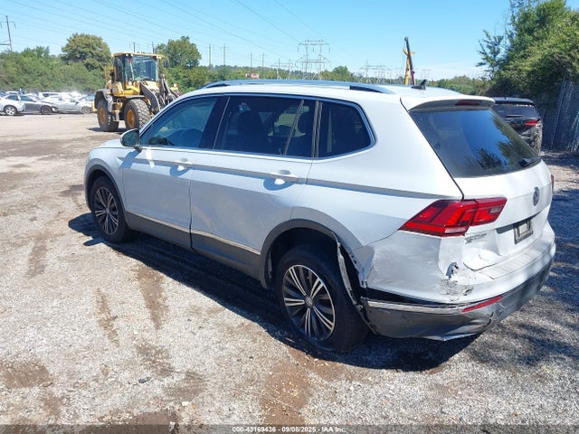 3VV2B7AX9JM144993 Volkswagen Tiguan