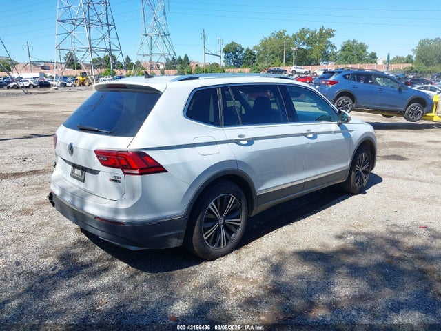 3VV2B7AX9JM144993 Volkswagen Tiguan