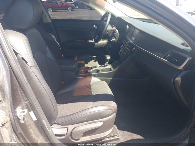 5XXGT4L37JG220755 KIA gdi