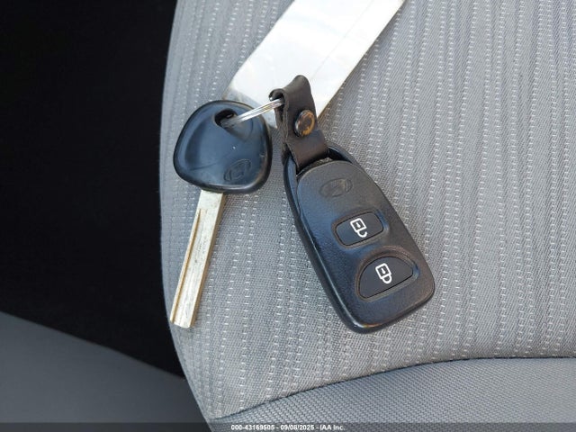 KMHCT4AE4HU252291 Hyundai 2017