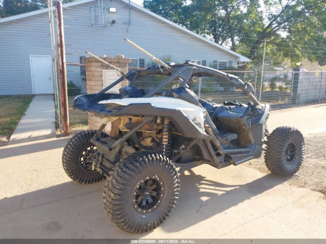 2023 CAN-AM MAVERICK X3 3JBVGAY44PE004572 Photo 3