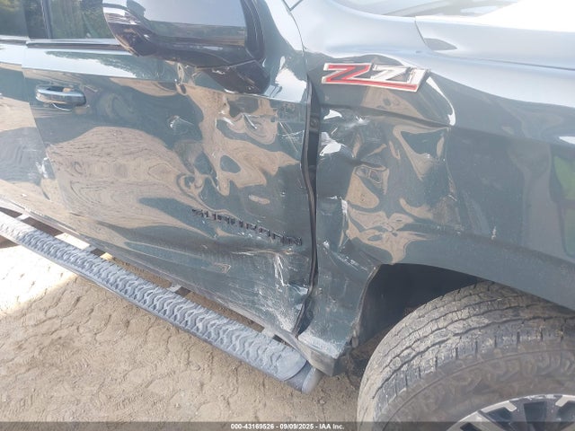 1GNS6DRD4SR207856 Chevrolet Suburban 4wd Z71