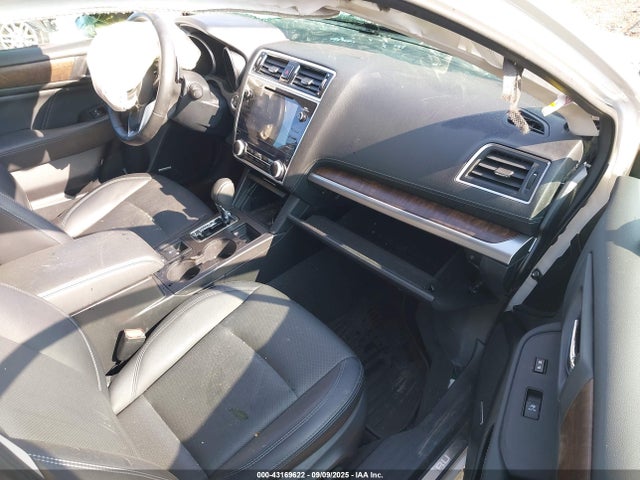 4S4BSENC3J3222448 Subaru u4
