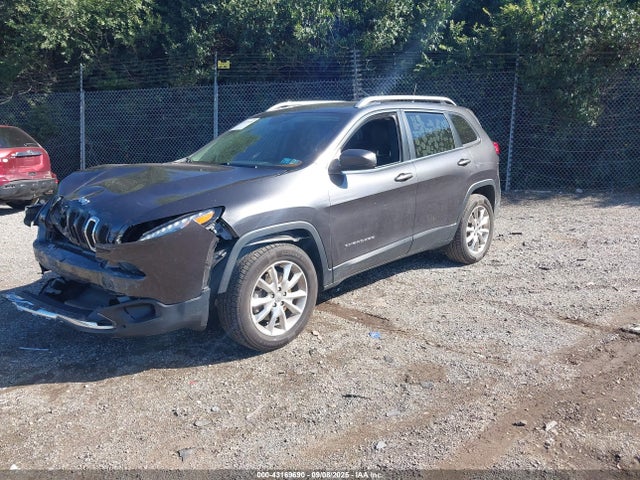 1C4PJMDS5GW104022 Jeep Cherokee
