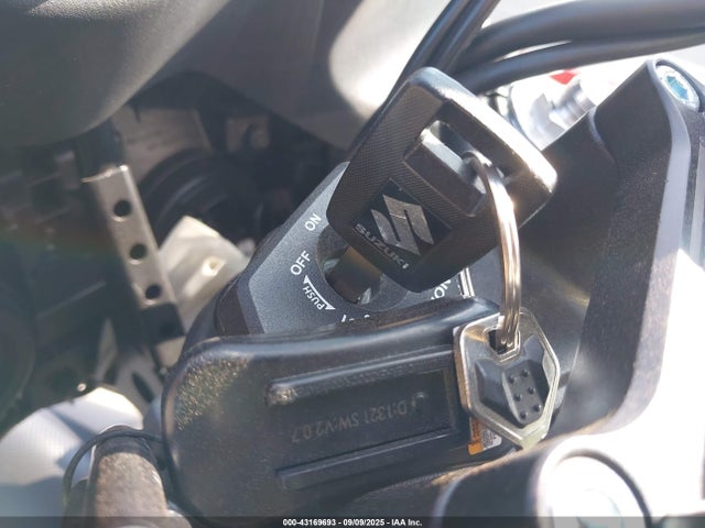 JS1VP56A4F2101287 Suzuki P513-