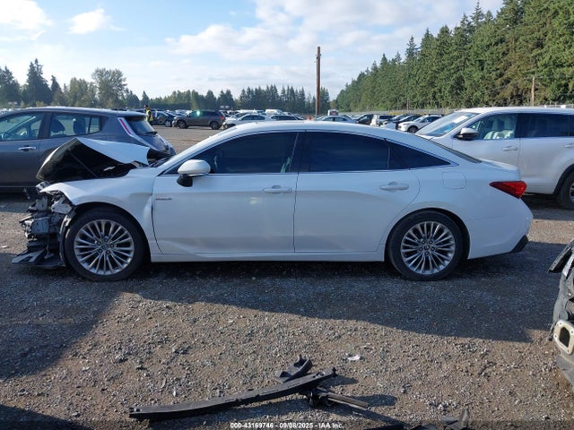 4T1B21FBXKU006087 Toyota a25a-fxs, 3nm