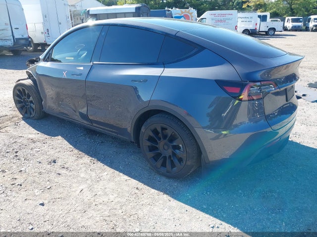 2023 Tesla Model Y მანქანა იყიდება აუქციონზე, vin: 7SAYGAEE0PF606695, აუქციონის ნომერი: 43169768
