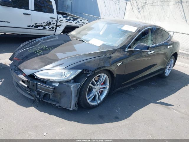 2014 TESLA MODEL S 5YJSA1H11EFP34406 Photo 1