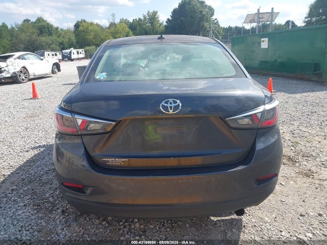 3MYDLBYV0KY523937 Toyota YARIS L