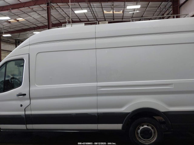 1FTNR3XG5FKA58635 Ford 2015