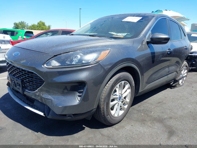 Ford Escape 2020 1FMCU0G63LUC13593 Image 2