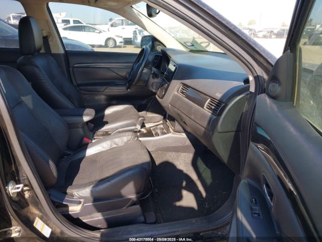 2017 MITSUBISHI OUTLANDER JA4AD3A32HZ039533 Photo 4