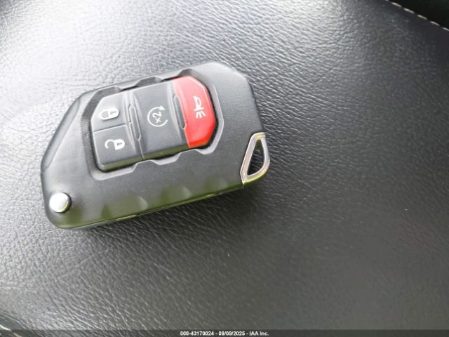 2022 JEEP WRANGLER UNLIMITED 1C4HJXEN9NW246496 Photo 10