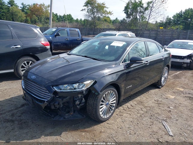 Ford 2014 2014 3FA6P0RUXER131560 Image 2