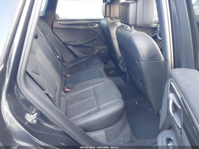 2022 PORSCHE MACAN WP1AA2A51NLB12463 Photo 7