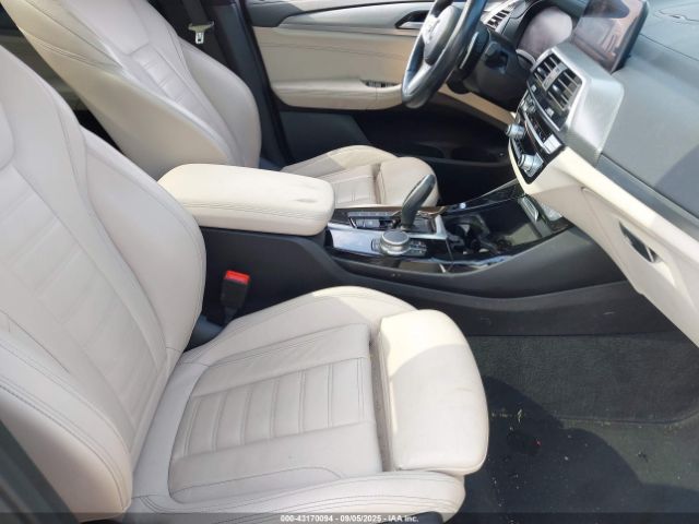 2021 BMW X3 PHEV 5UXTS1C02M9E93451 Photo 4