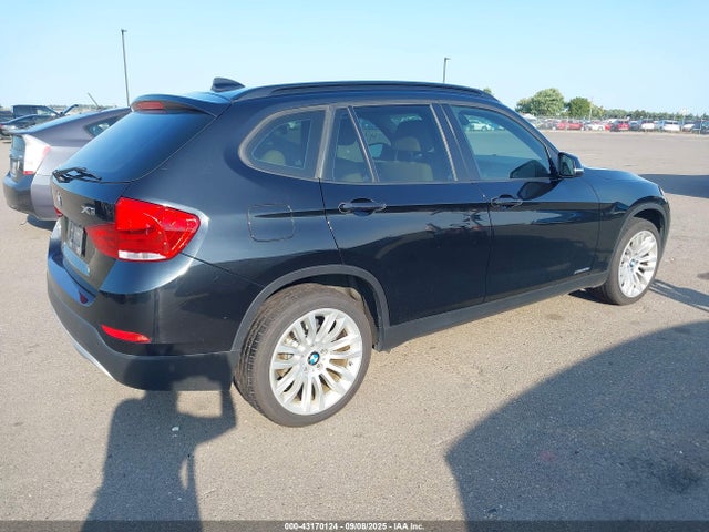 WBAVL1C59EVY17503 BMW X1