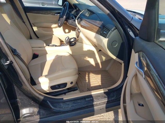 WBAVL1C59EVY17503 BMW X1