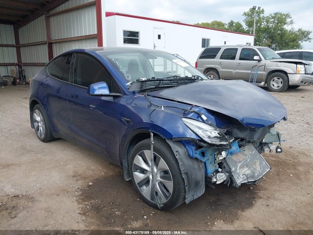 2021 TESLA MODEL Y 5YJYGDEE1MF199691 Photo 0