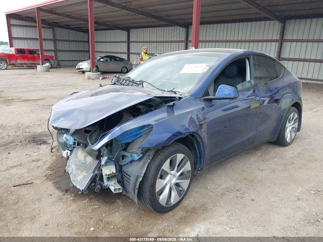 2021 TESLA MODEL Y 5YJYGDEE1MF199691 Photo 1