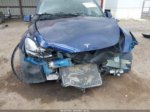 2021 TESLA MODEL Y 5YJYGDEE1MF199691 Photo 5