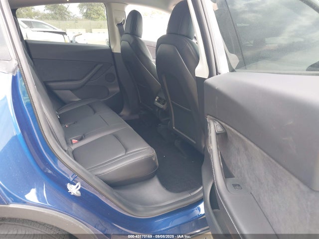 2021 TESLA MODEL Y 5YJYGDEE1MF199691 Photo 7