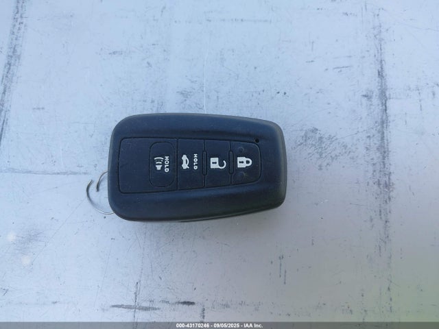 4T1B61HK4JU139136 Toyota a25a-fks