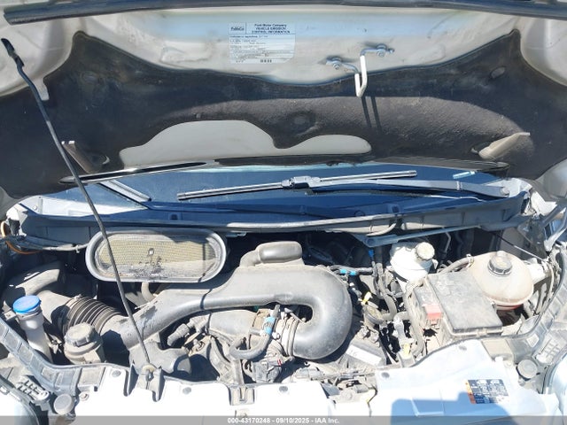 1FBZX2YM4HKA98881 Ford 2017
