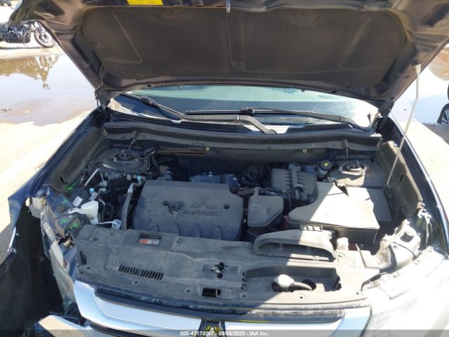 2016 MITSUBISHI OUTLANDER JA4AZ3A37GZ014126 Photo 9