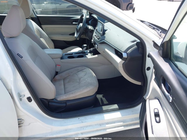 1N4BL4BV4LC261334 Nissan 2020
