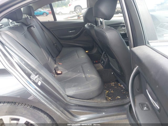 BMW 320i 2018 WBA8E5G53JNV03252 Image 8