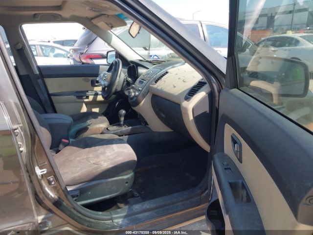 2010 KIA SOUL KNDJT2A27A7178276 Photo 4